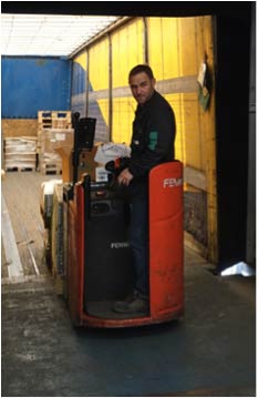 Wilo Salmson France : déchargement camion