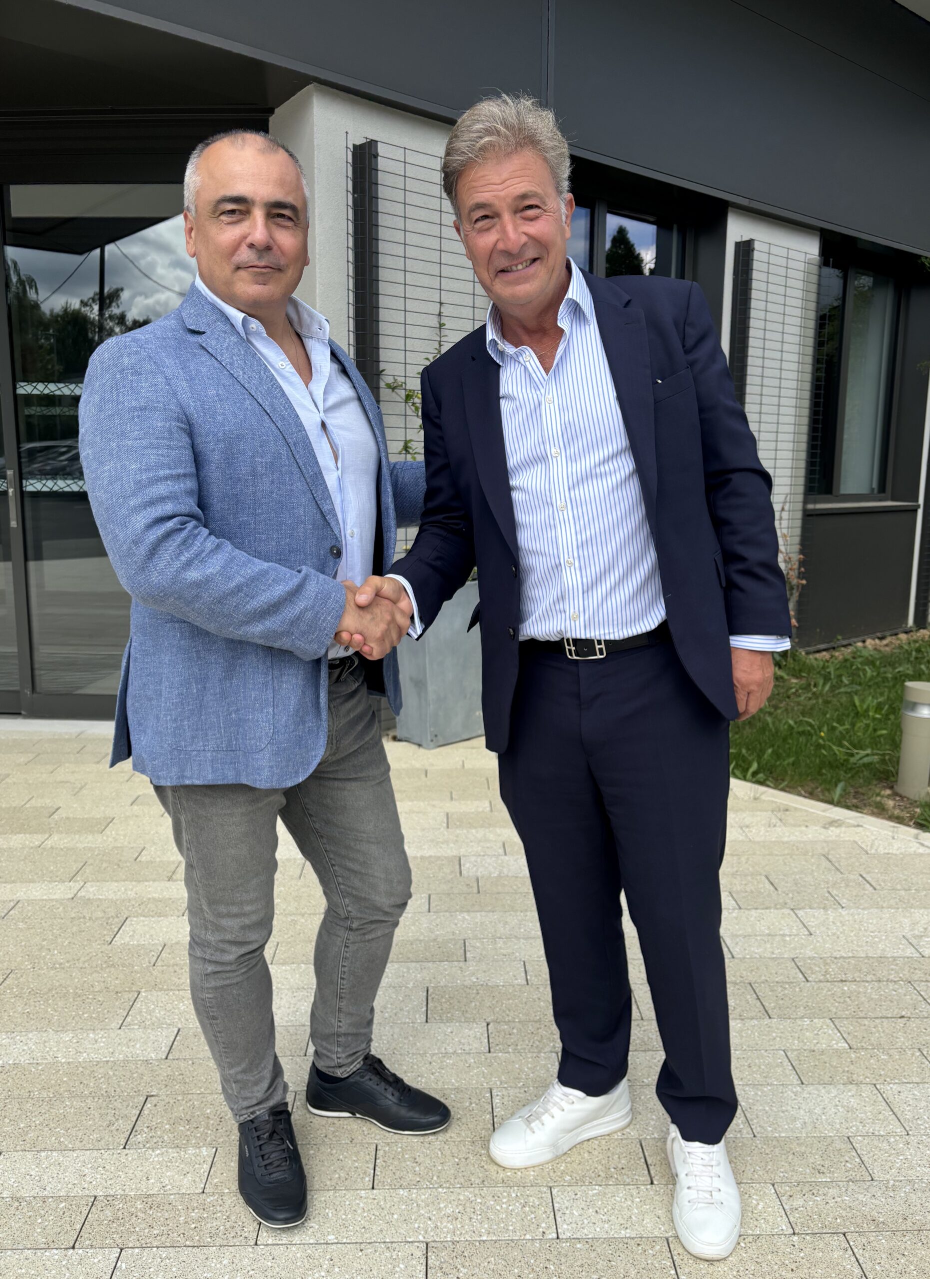 Acquisition d'E-Dentic par Barcodis